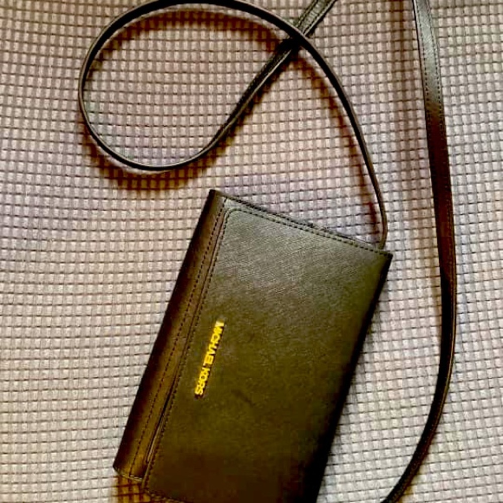 Michael Kors crossbody purse